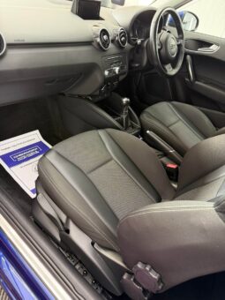 
										AUDI A1 full									