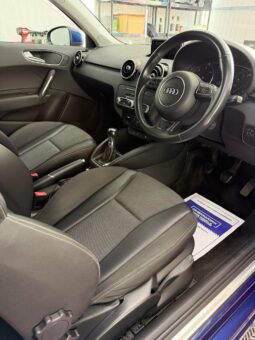 
										AUDI A1 full									