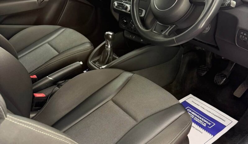 
								AUDI A1 full									