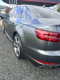 
										AUDI A4 2.0TDI 190 QUATTRO SLINE full									