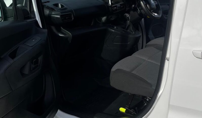 
								FOR SALE CITREON BERLINGO 1000 DRIVER M 1.5 BLUE HDI 100 NO VAT LOW MILES 2020 full									