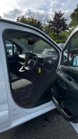 
										FOR SALE CITREON BERLINGO 1000 DRIVER M 1.5 BLUE HDI 100 NO VAT LOW MILES 2020 full									