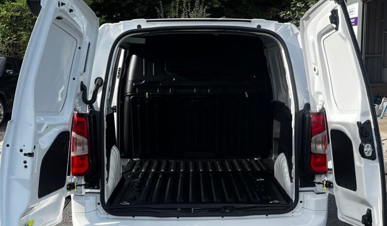 
								FOR SALE CITREON BERLINGO 1000 DRIVER M 1.5 BLUE HDI 100 NO VAT LOW MILES 2020 full									