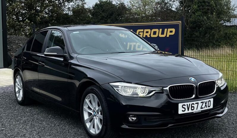 
								BMW 320D 2.0 XDRIVE SE full									